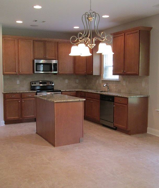 2nd image of 307 Yellow Pine Trl