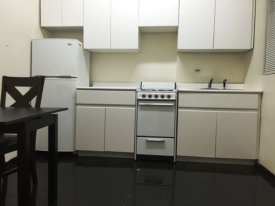 1st image of 410 W 46th St APT 2A
