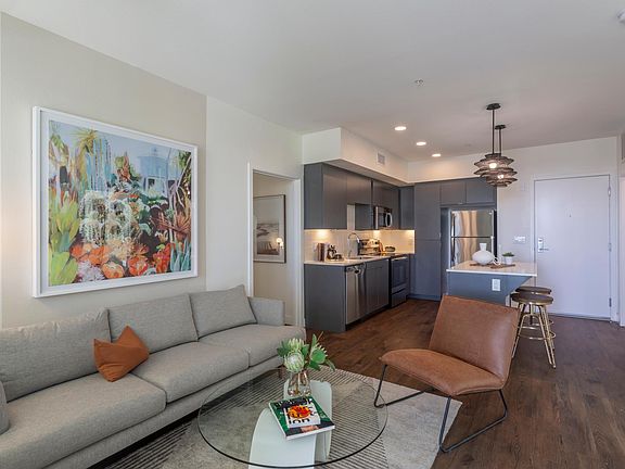 3rd image of 4343 Florida St #101