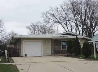 1205 Gates St, West Chicago, IL 60185