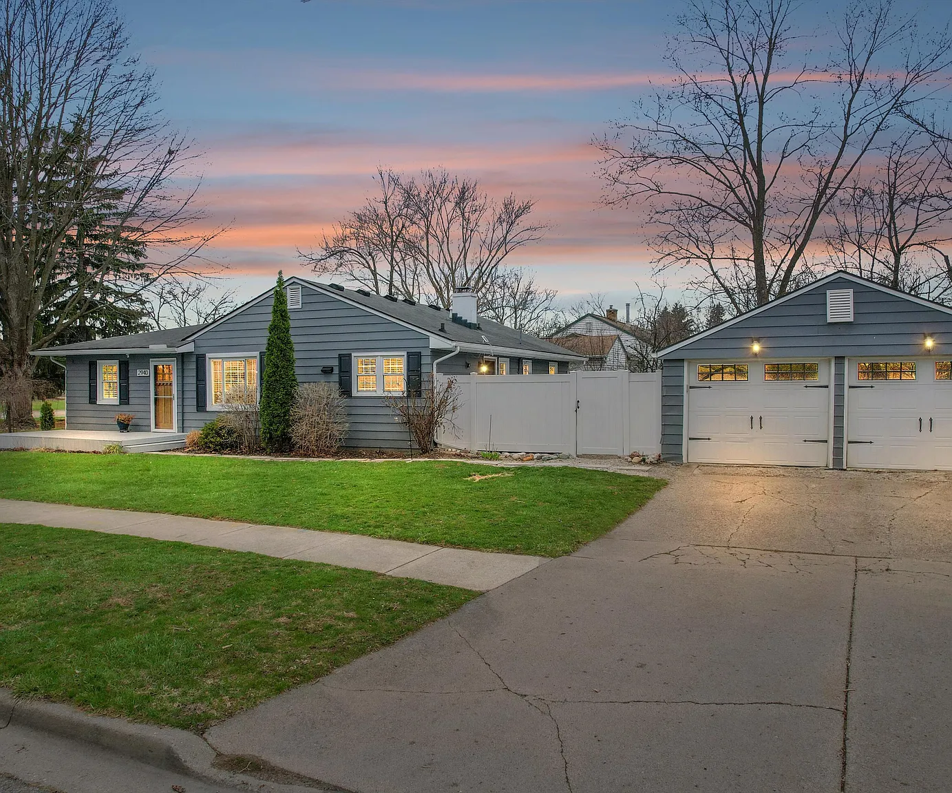 2940 Dalton Ave photo 1