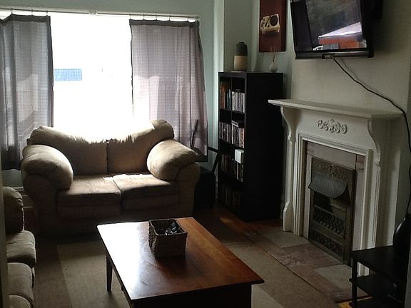 5th image of 1543 N Western Ave #2