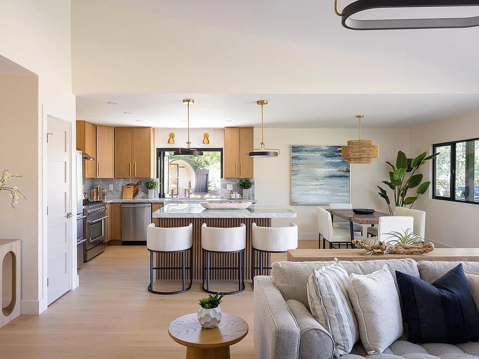 1st image of 1502 Vanessa Cir