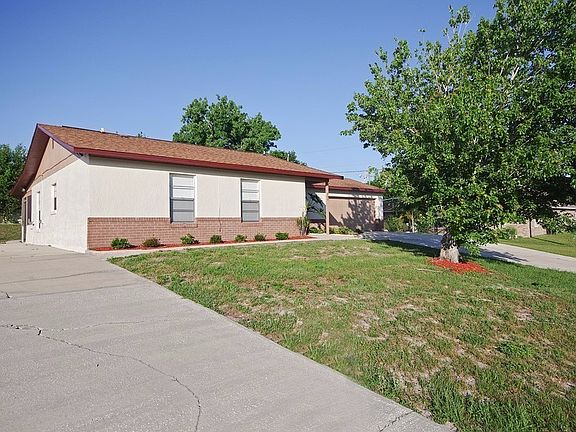 3rd image of 940 Lovington Dr