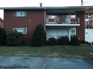 2201 Mountainview Rd, Morgantown, WV 26508