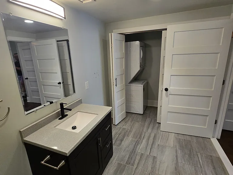 232 E Michigan Ave #1 — Photo 10