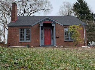 14 Woodside Rd, Pittsburgh, PA 15221