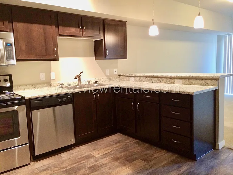 1010 Railroad Ave — Photo 394