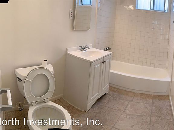 3rd image of 1854 San Francisco Ave APT 2