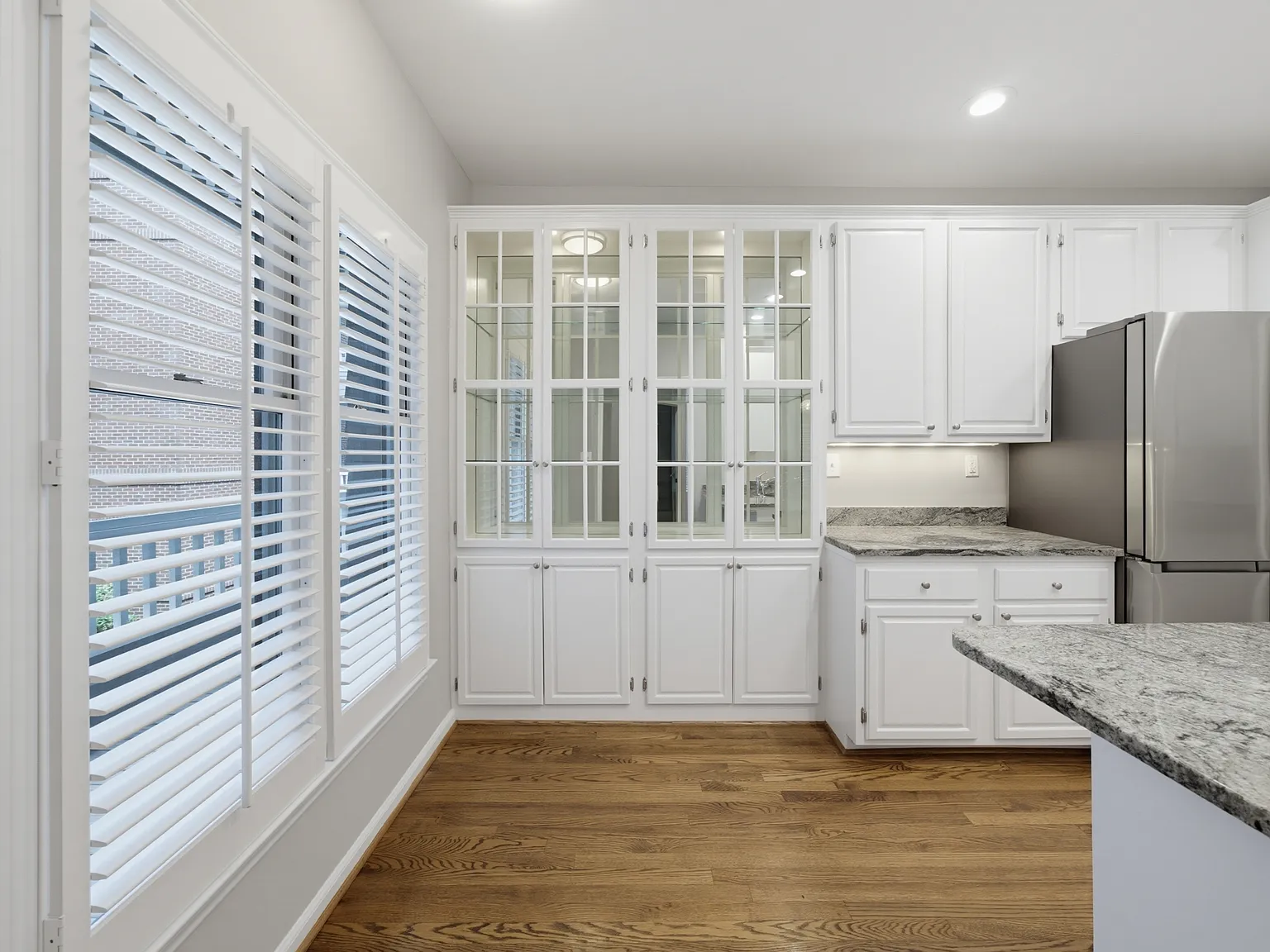 761 Bishops Park Drive - 201 — Photo 4