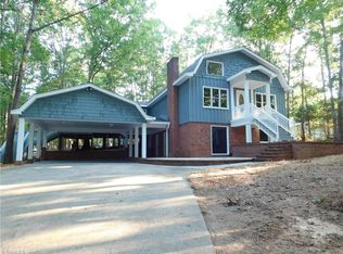 9817 E Us Highway 64, Thomasville, NC 27360