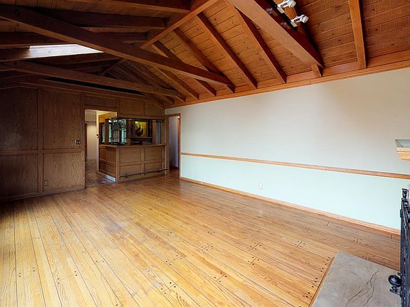 4th image of 22822 Crespi St