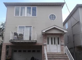 25 Morrell St, Elizabeth, NJ 07201