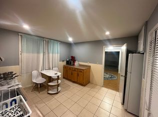 413 N 12th St #1R, Newark, NJ 07107