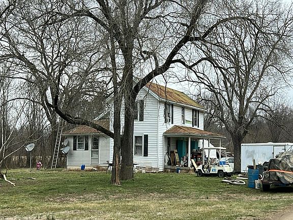 2nd image of 1370 N Stillwell Rd