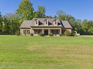 5641 Rock Creek Dr, Coldwater, MS 38618