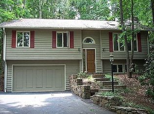 82 Laurel Creek Dr, Asheville, NC 28803