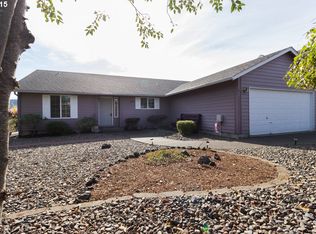 2258 Eagle Loop, Sutherlin, OR 97479