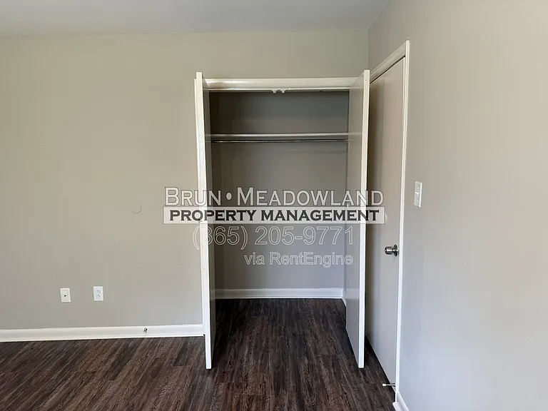 5540 N Broadway St #17 — Photo 26
