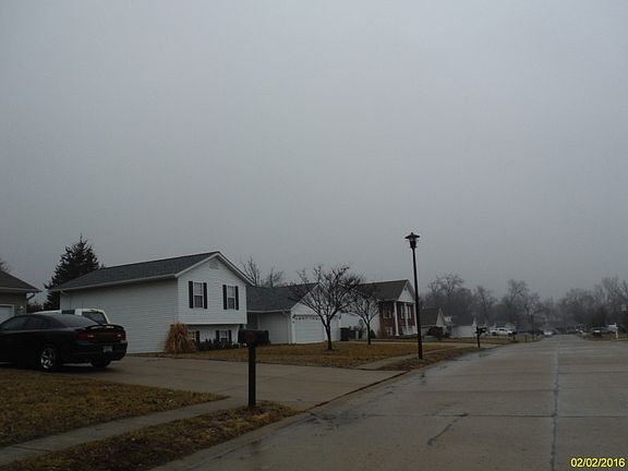 4th image of 1055 Huntington Dr