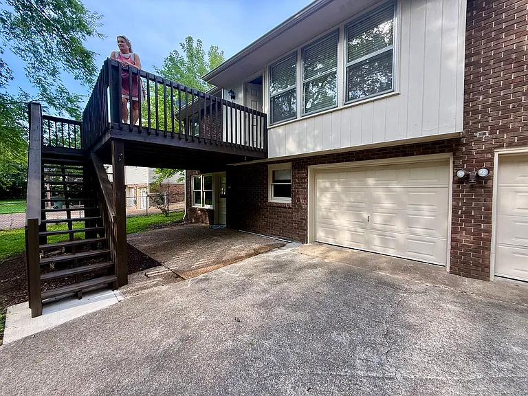 766 Myhr Dr — Photo 42