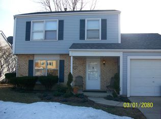 2320 Mulberry Ct, Aurora, IL 60506