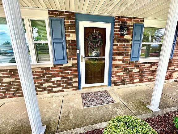 2nd image of 2523 Aberdeen Ct