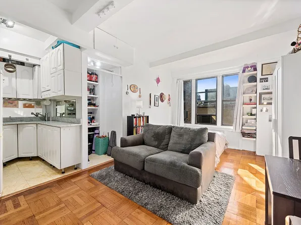 225 Central Park N APT 619, New York, NY 10024