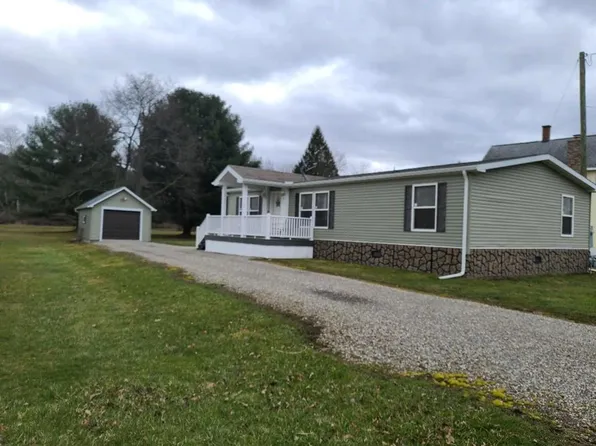 238 Academy St, Genesee, PA 16923