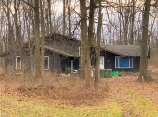 76 Cochran Rd, Cuyahoga Falls, OH 44223