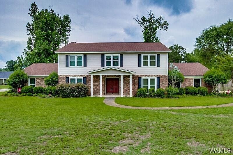 1st image of 5719 Woodberry Ln