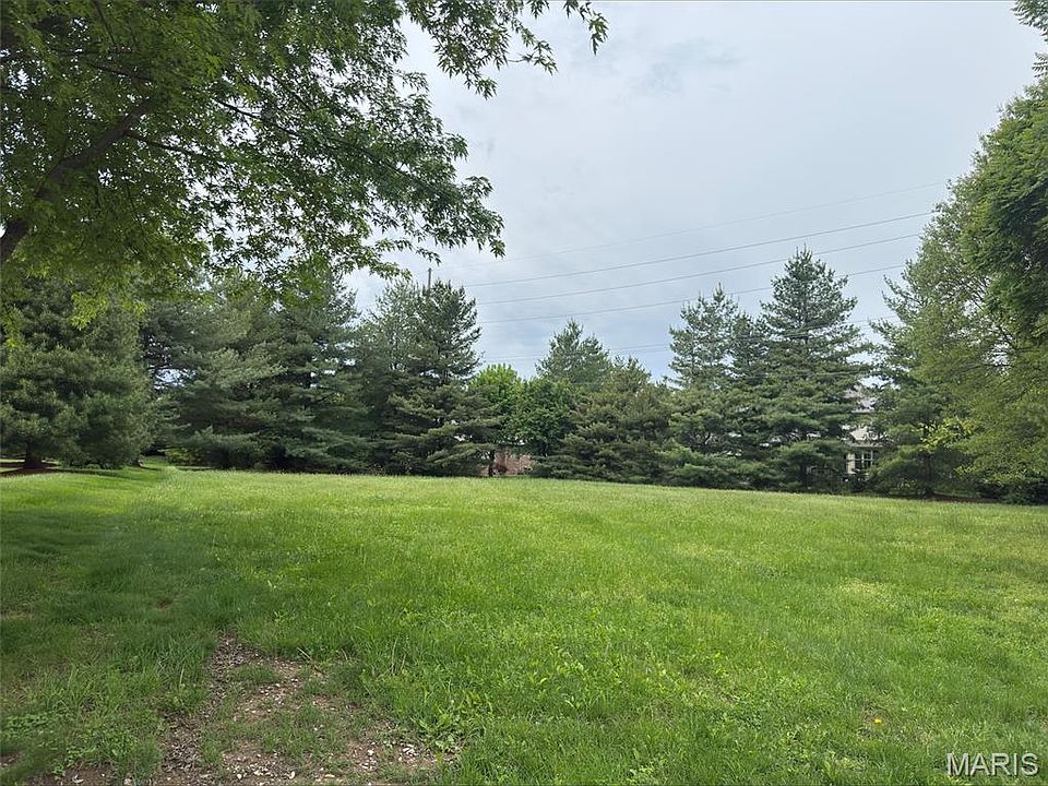 1st image of 14 London Park Ln