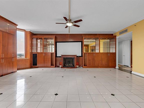 3rd image of 5555 Del Monte Dr Unit 2202
