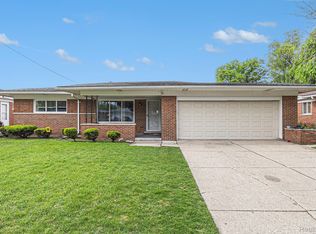 11414 Nancy Dr, Warren, MI 48093