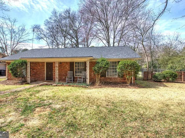 26 Cedar Ln, Cartersville, GA 30120