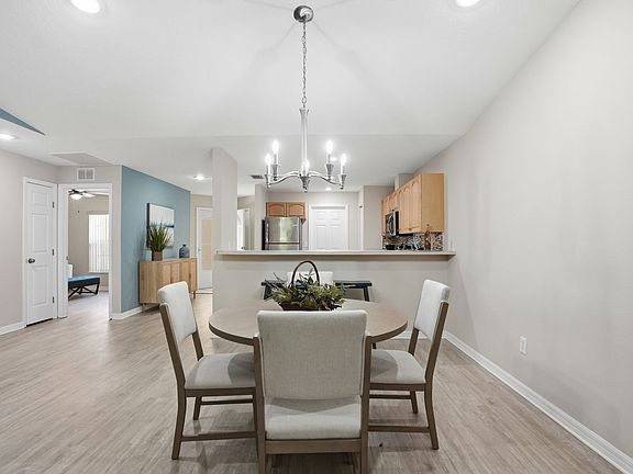 4th image of 5356 W Oak Park Blvd