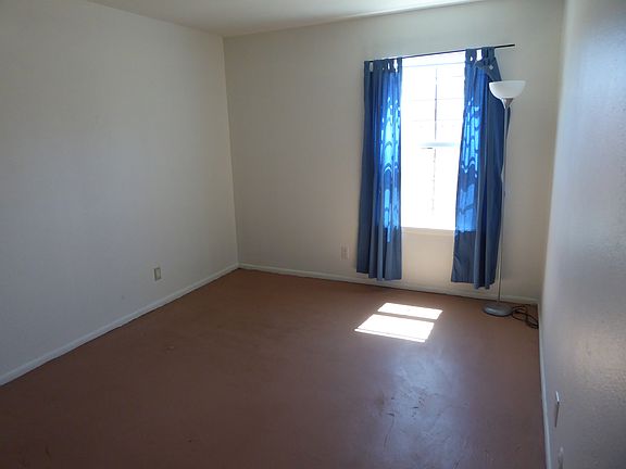 3rd image of 123 Calle Sol Se Mete NW
