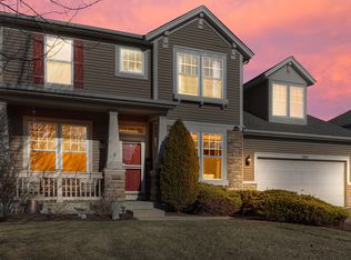 1203 Devon Dr, Antioch, IL 60002