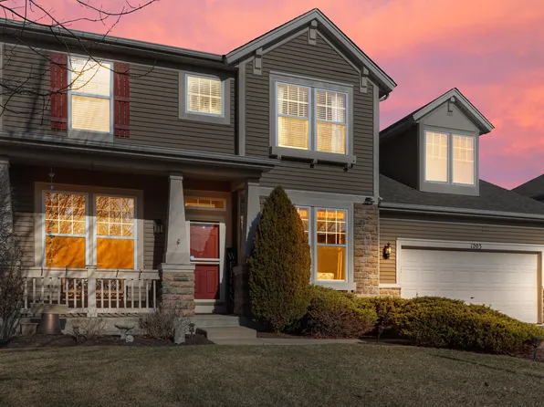 1203 Devon Dr, Antioch, IL 60002