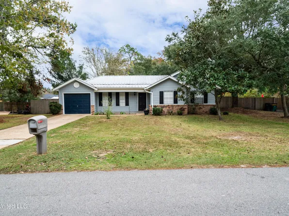 206 N Lang Ave, Long Beach, MS 39560