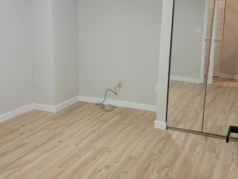 107 Deer Lake Cir — Photo 12