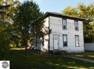 208 Elsie St, Kalkaska, MI 49646