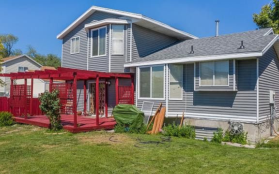 3rd image of 993 N Morton Dr