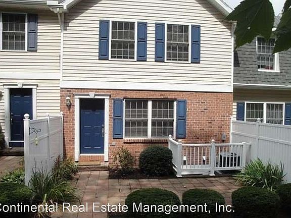 2nd image of 632 Oakwood Ave #721