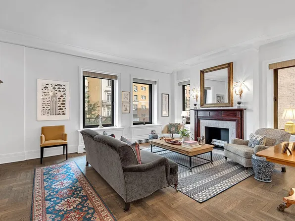 137 Riverside Dr Penthouse 1-A, New York, NY 10024