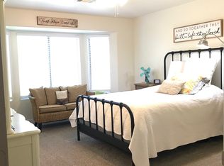 2116 S Constellation Way, Gilbert, AZ 85295