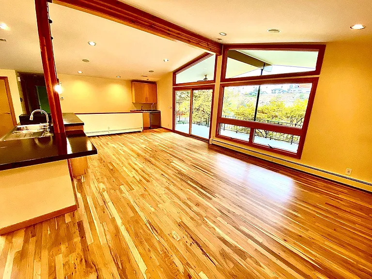 306 E Curling Dr — Photo 13
