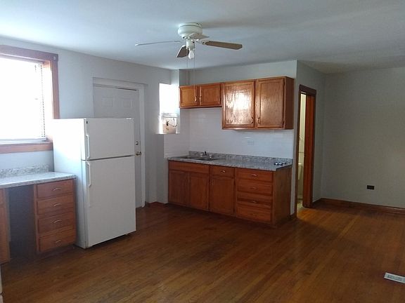 2nd image of 3701 S Wolcott Ave Unit 1