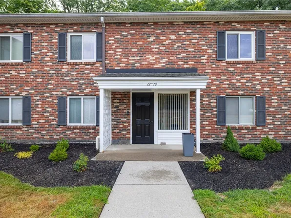 14 Lost Mountain Trl, Rochester, NY 14625