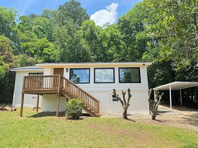Building Photo - 2353 Agnes Dr